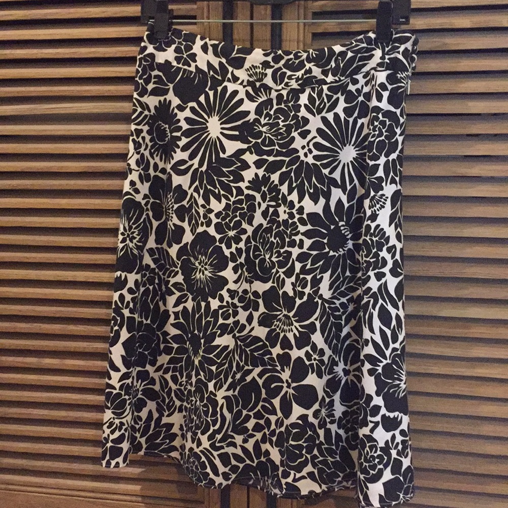 Ann Taylor skirt